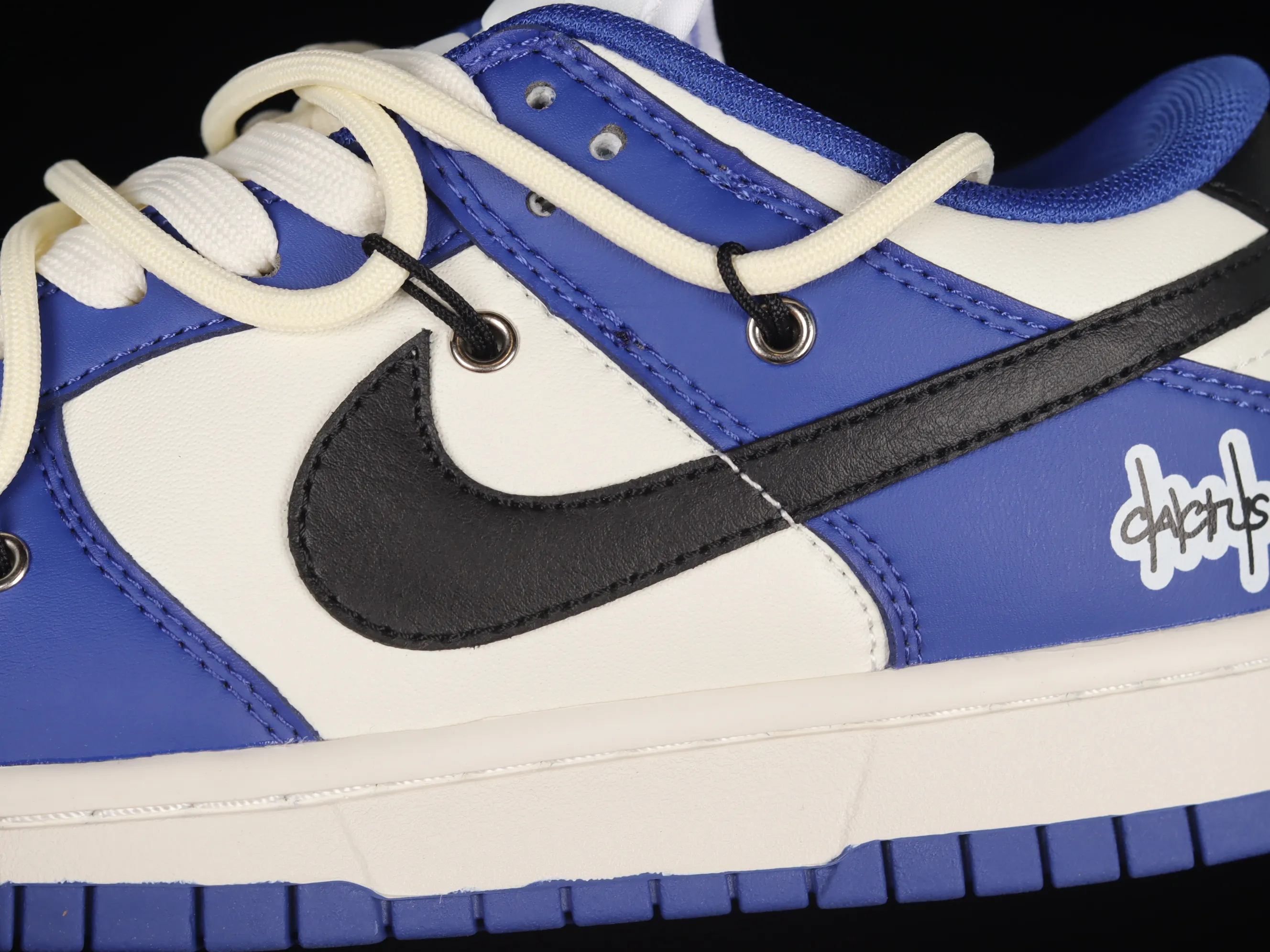 All Categories Nk SB Dunk Series Nk SB Dunk Low Low-top Sneakers Nk Dunk Low White Blue Customized Deconstructed Strap Dip-Dye Casual Sneakers DD1503-119